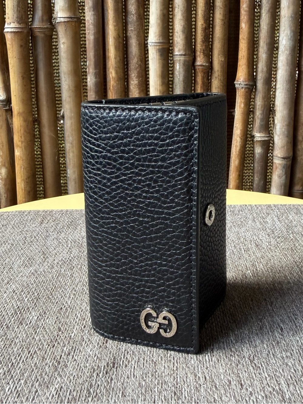 GUCCI keychain wallet
